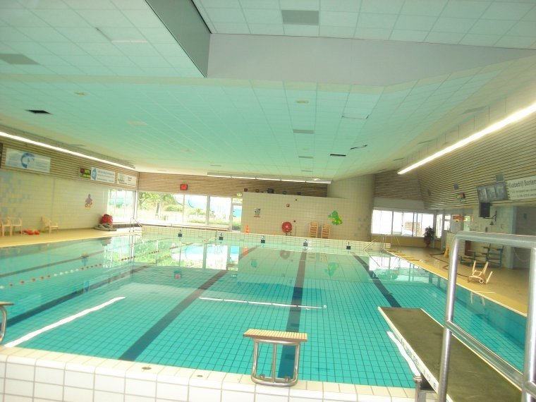 Systeem plafonds zwembad